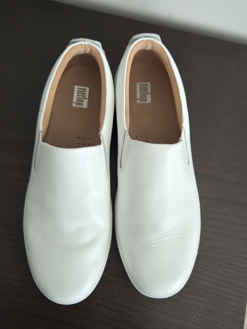 FIT FLOP White Slip-On Leather Sneakers